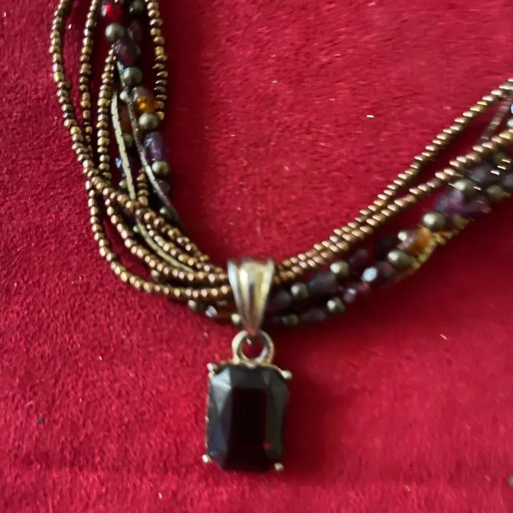 Beaded Necklace w/Dark Burgundy Crystal Pendant Adjustable - Picture 2 of 8